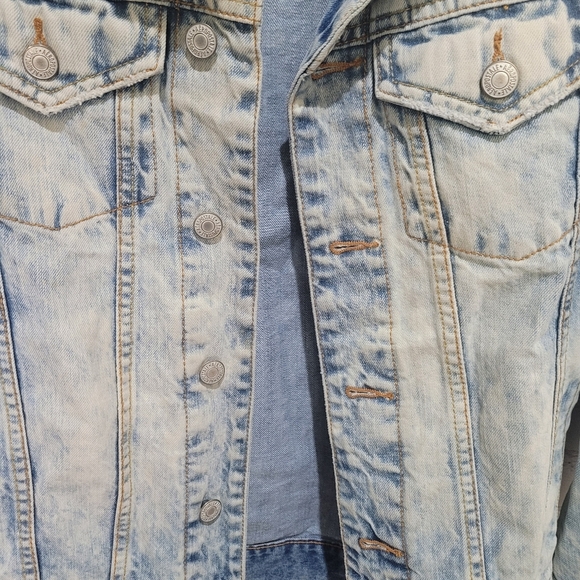 Aeropostale Acid Wash Jean Jacket Size XS - Picture 3 of 5